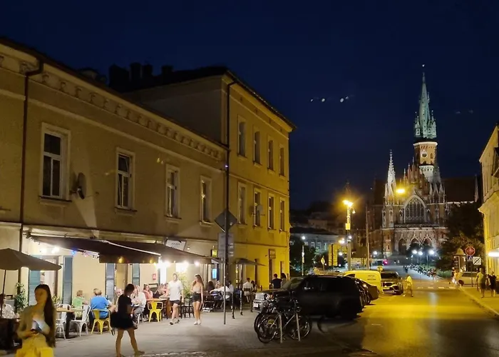 Apartment In The Heart Of Old Podgorze